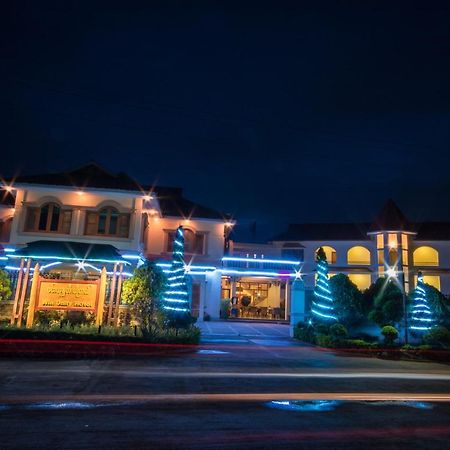 Win Unity Hotel Pyin Oo Lwin Eksteriør billede