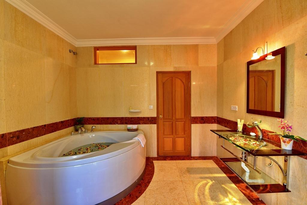 Win Unity Hotel Pyin Oo Lwin Værelse billede