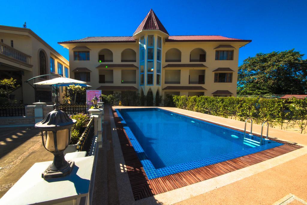 Win Unity Hotel Pyin Oo Lwin Eksteriør billede